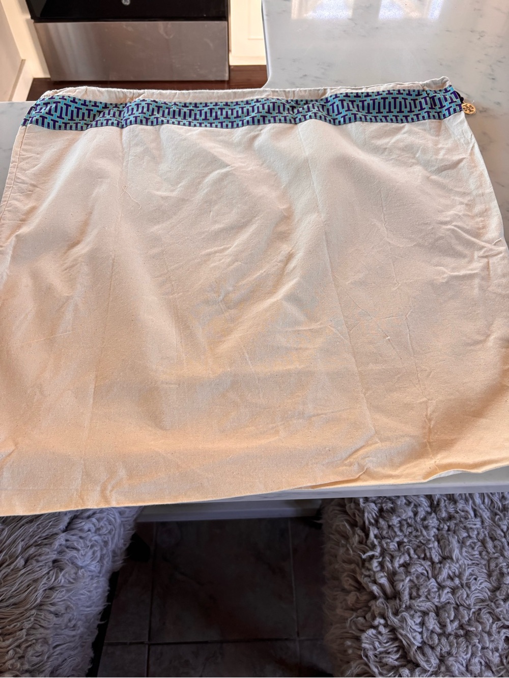 Authentic Tory Burch Canvas Drawstring Dust Bag with Gold Logo Charm